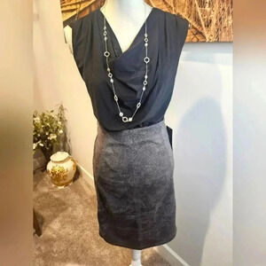 NWT 2Sable boutique gray suede stretch skirt
